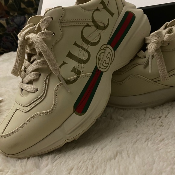 Gucci shoes - Picture 3 of 4